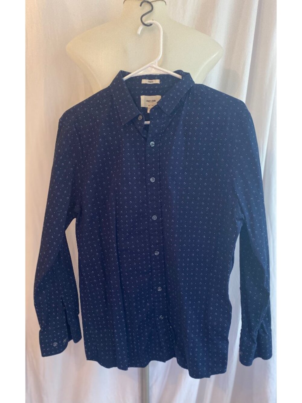 Julian & Mark Navy Blue Micro Dot Stretch Men's Button Up Shirt M